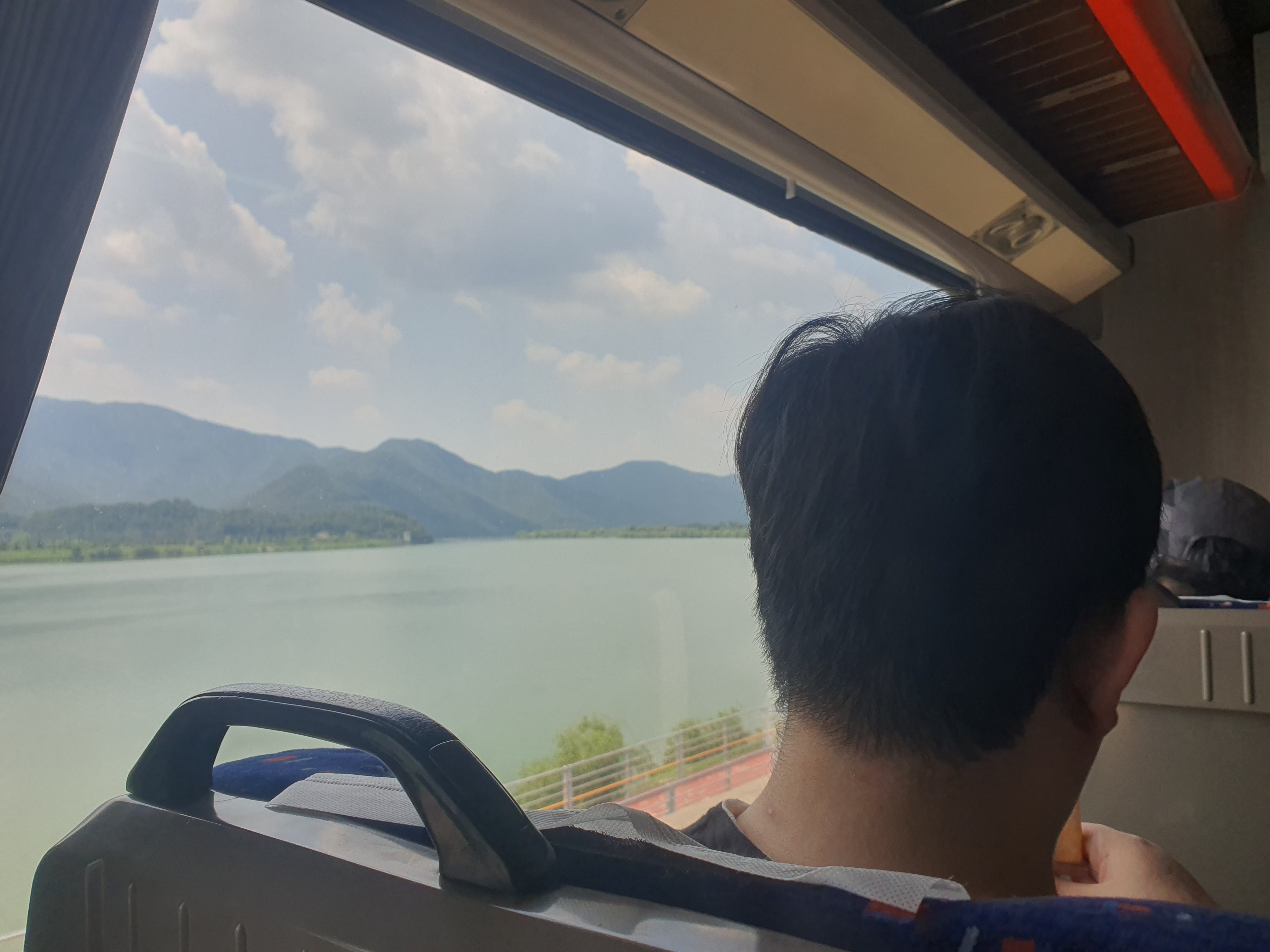 KakaoTalk_20250822_092930118_08